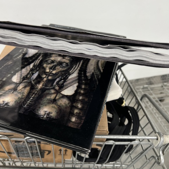 H.R. GIGER'S FILM DESIGN Hardcover Book - Ridley Scott - Alien - Necronomicon I - Picture 6 of 14